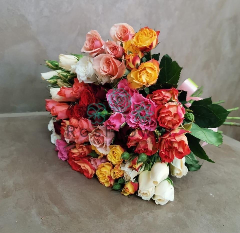 Букет цветов из: Розы в Белогорье