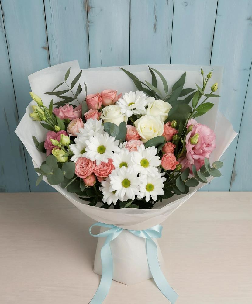 Букет цветов из: Розы, Лизиантусы и Хризантемы в Белогорье