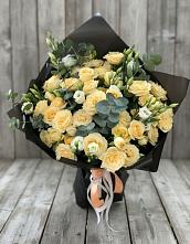 Букет цветов из:  Розы и Лизиантусы в Белогорье