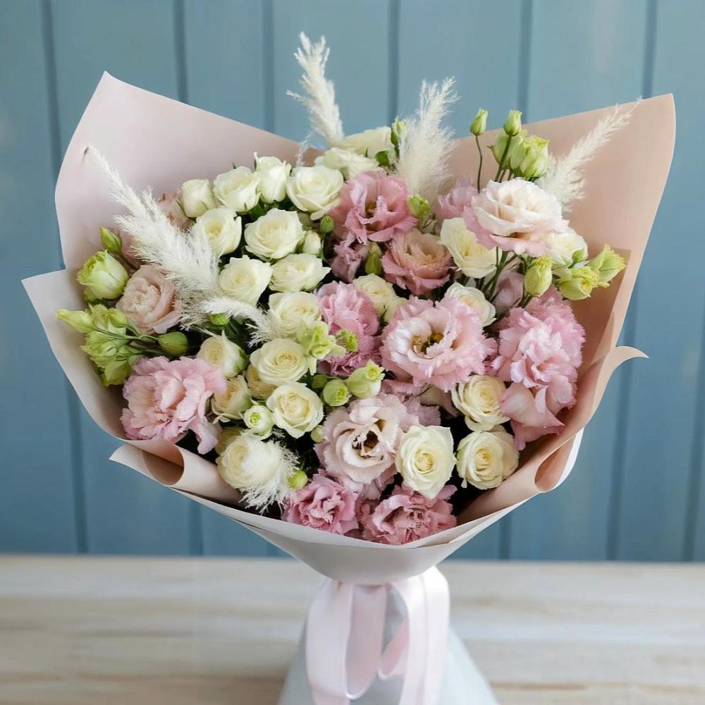 Букет цветов из: Альстромерии и Розы в Белогорье