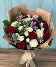 Букет цветов из:  Розы и Альстромерии в Белогорье
