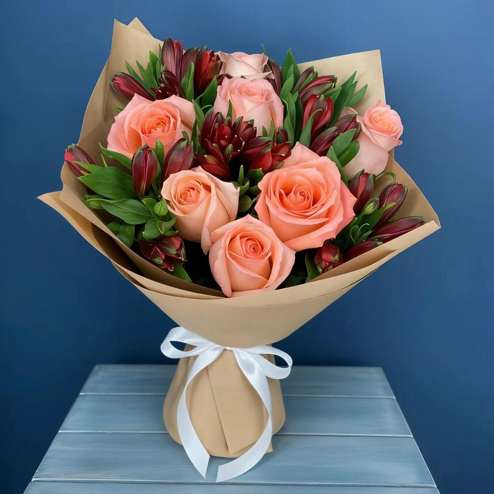 Букет цветов из: Розы и Альстромерии в Белогорье