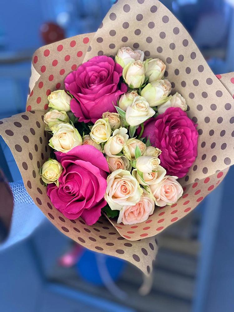 Букет цветов из: Розы в Белогорье