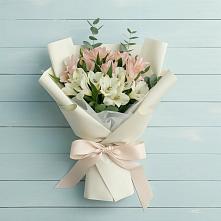 Букет цветов из:  Альстромерии #REPLACE_PRED# Белогорье