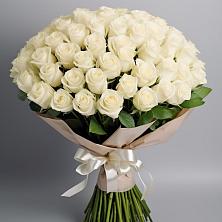 Букет 101 беля роза Белоснежка в Белогорье