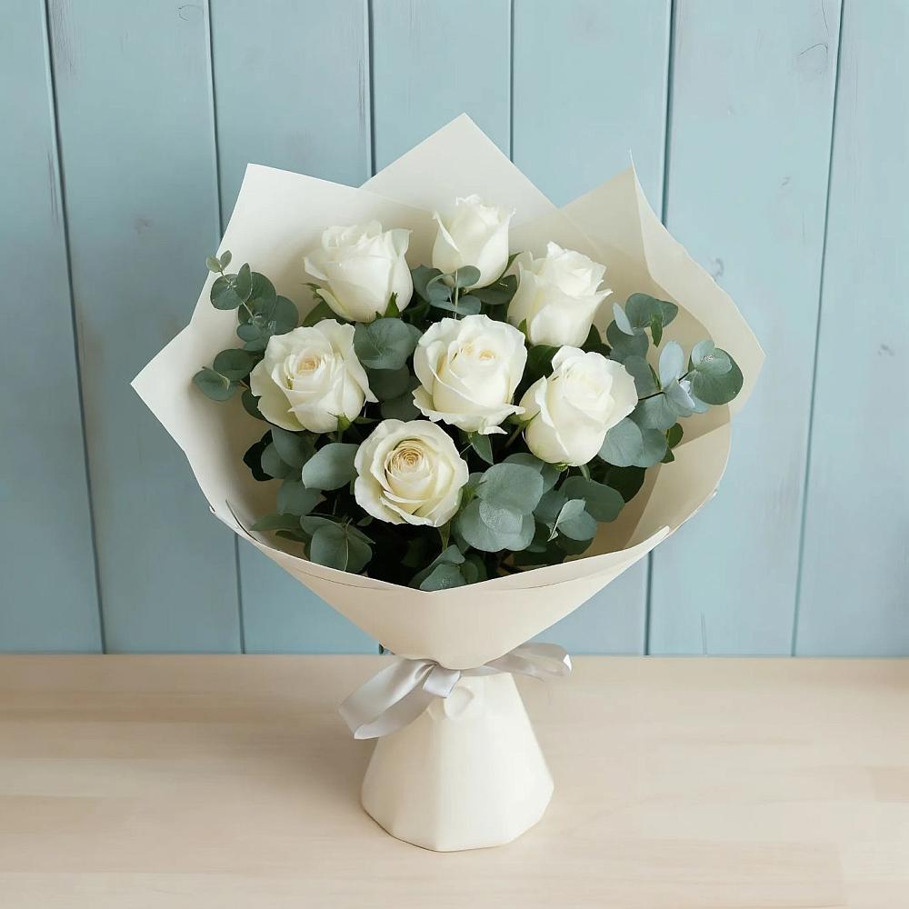 Букет Белые розы в Эвкалипте в Белогорье