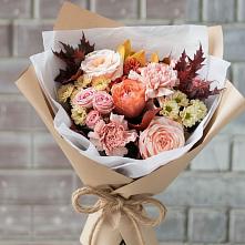 Букет цветов из:  Гвоздики, Хризантемы и Розы в Белогорье