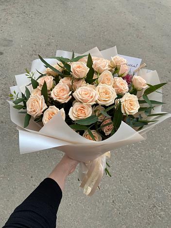 Букет Кремовые розы Латте в Белогорье