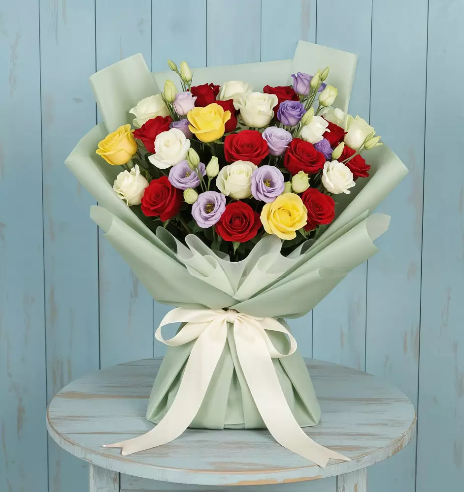 Букет цветов из: Розы в Белогорье