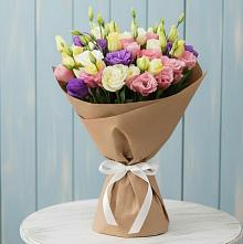 Букет цветов из:  Лизиантусы в Белогорье