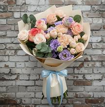 Букет цветов из:  Розы, Лизиантусы и Гвоздики в Белогорье