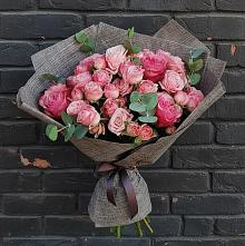 Букет цветов из:  Розы в Белогорье